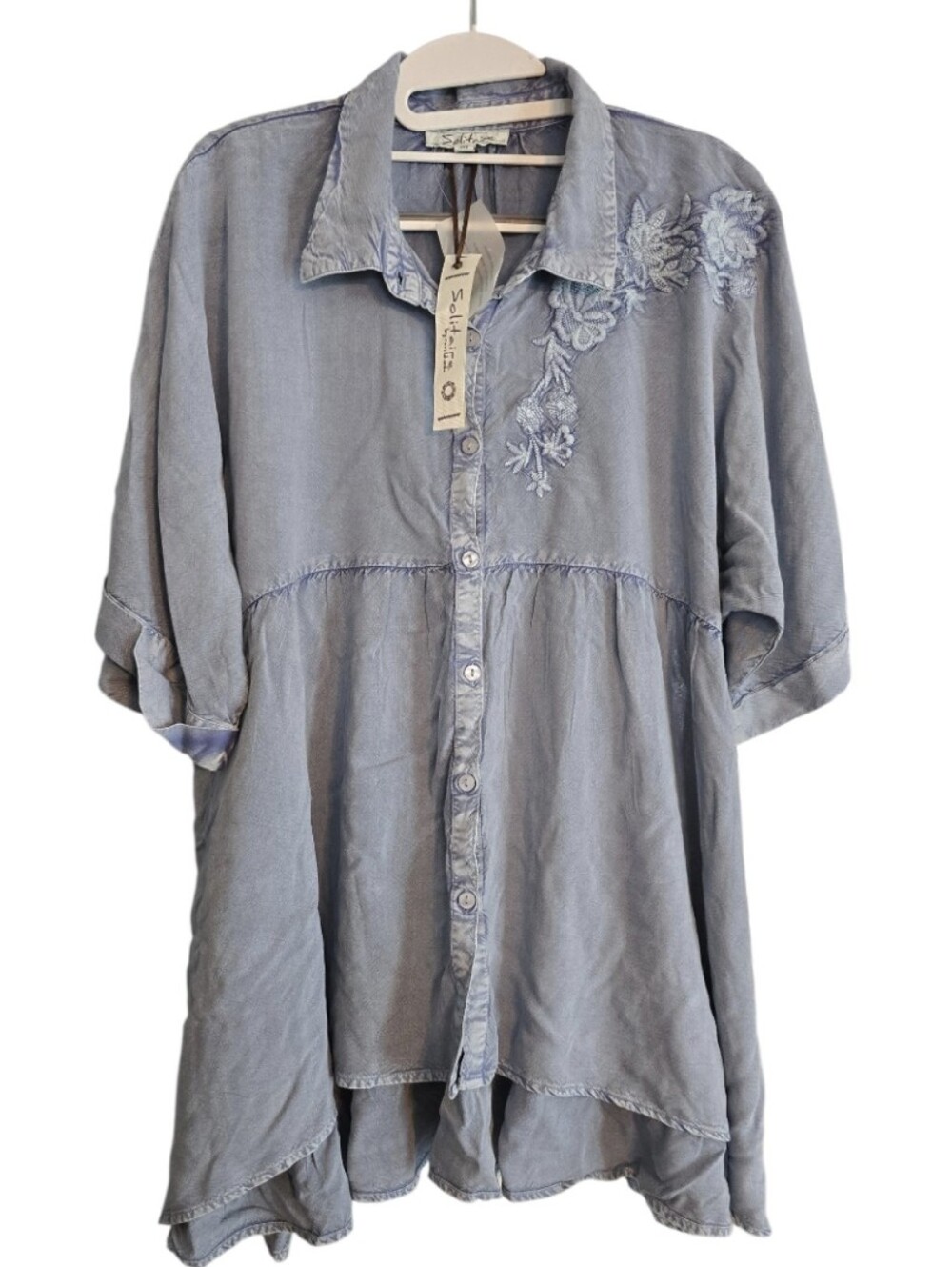 Solitaire Blue Washed Embroidered Boho Button Down Top Size XL NWT